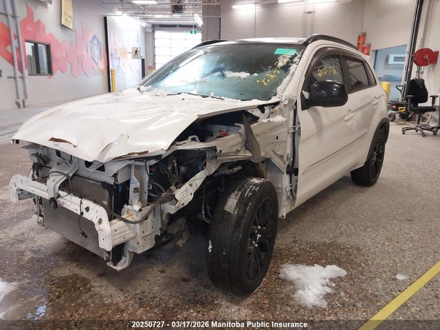JA4AJ4AW7JZ604499 Mitsubishi RVR SE