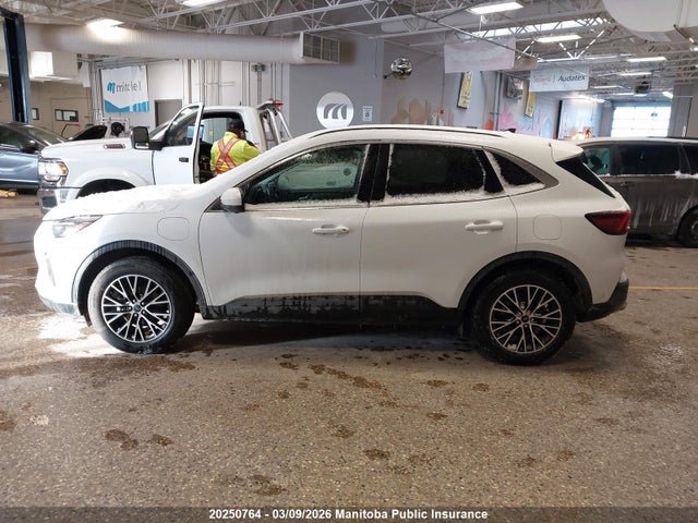 1FMCU0E11PUA58474 Ford Escape Phev