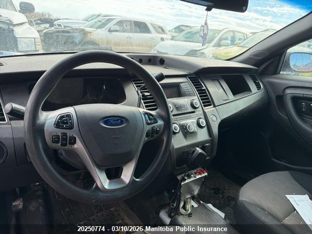 2013 Ford Taurus Police მანქანა იყიდება აუქციონზე, vin: 1FAHP2M81DG113887, აუქციონის ნომერი: 20250774