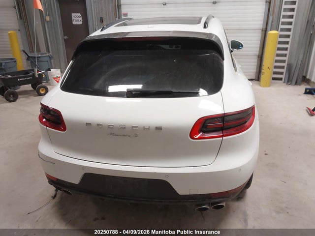 Porsche MACAN S 2016 WP1AB2A57GLB48559 Image 16
