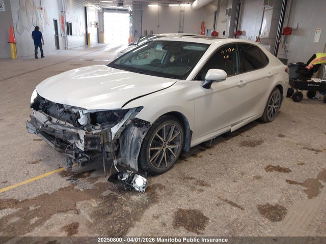 4T1B21HK0NU016662 Toyota Camry Xle Hybrid