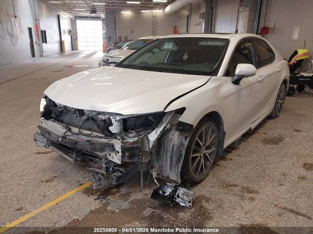 4T1B21HK0NU016662 Toyota Camry Xle Hybrid
