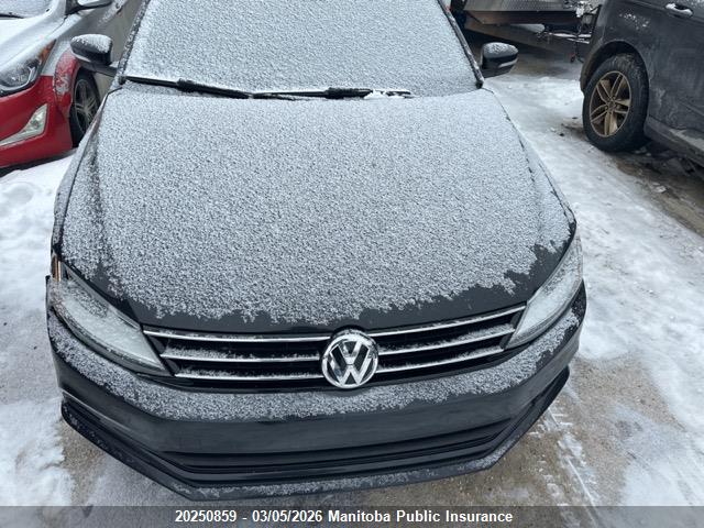 3VWDB7AJ9HM306972 Volkswagen Jetta 1.4 Tsi