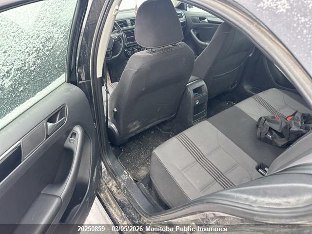 3VWDB7AJ9HM306972 Volkswagen Jetta 1.4 Tsi