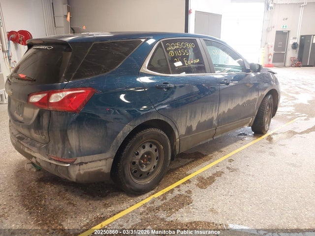 2GNAXUEV8M6113551 Chevrolet EQUINOX LT