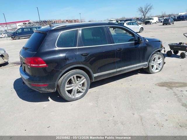 20250862 :رقم المزاد ، WVGDF9BP3BD002346 vin ، 2011 Volkswagen Touareg V6 مزاد بيع