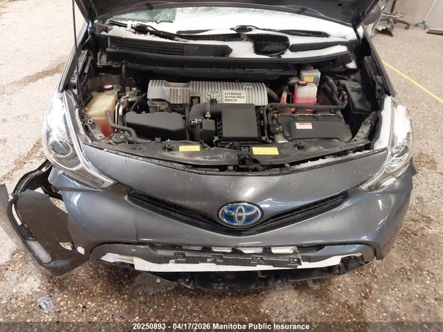 JTDZN3EU8GJ051417 Toyota PRIUS V