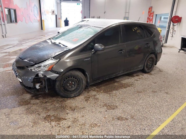 JTDZN3EU8GJ051417 Toyota PRIUS V