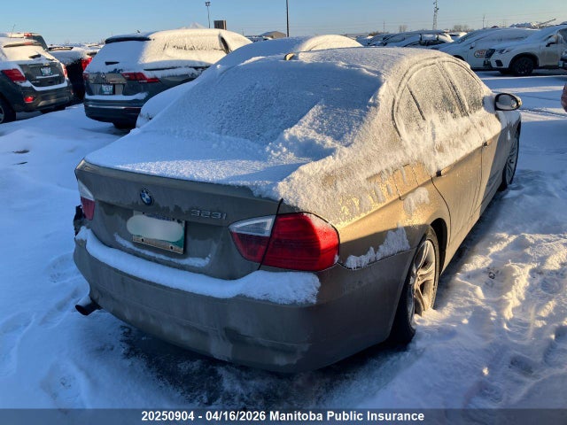 20250904 :رقم المزاد ، WBAVH13557KC97261 vin ، 2007 Bmw 323i مزاد بيع