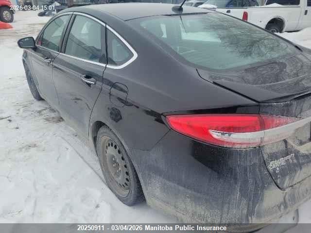 3FA6P0D9XHR121084 Ford Fusion Titanium