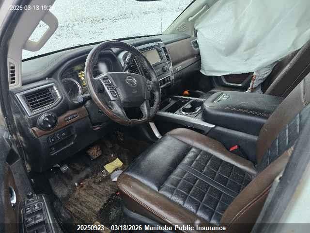 1N6AA1E5XJN534085 Nissan Titan 5.6 Sv Crew Cab