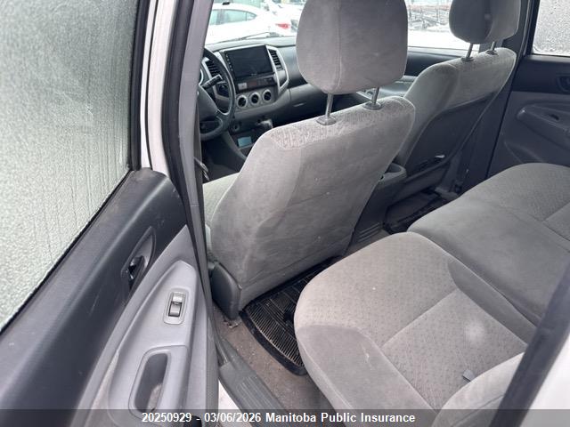 20250929 :رقم المزاد ، 5TEMU52N27Z344371 vin ، 2007 Toyota Tacoma Double Cab V6 مزاد بيع