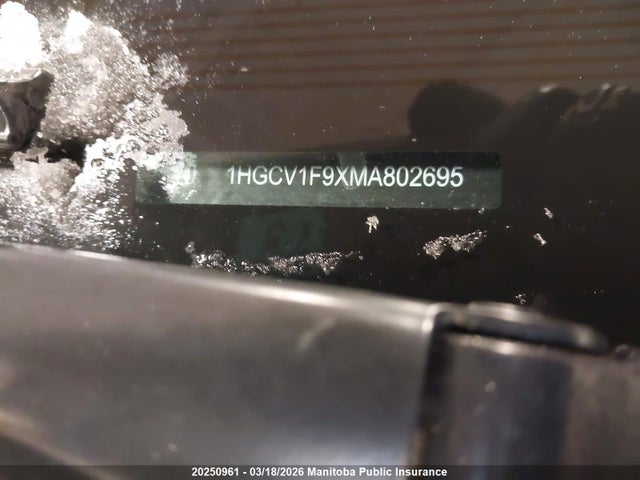 1HGCV1F9XMA802695 Honda Accord Touring