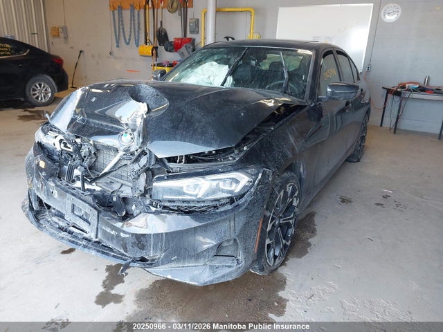 20250966 :رقم المزاد ، 3MW89CW03S8F03111 vin ، 2025 Bmw 330i Xdrive مزاد بيع