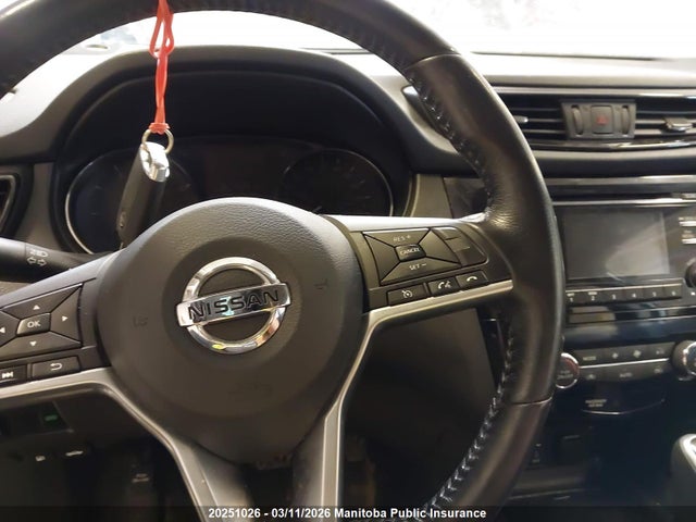 JN1BJ1CR4HW114343 Nissan Qashqai Sv