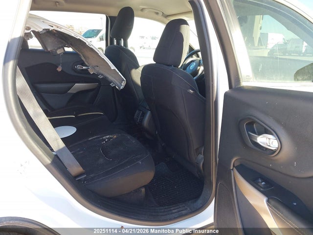 20251114 :رقم المزاد ، 1C4PJMCS9HW631189 vin ، 2017 Jeep Cherokee North مزاد بيع