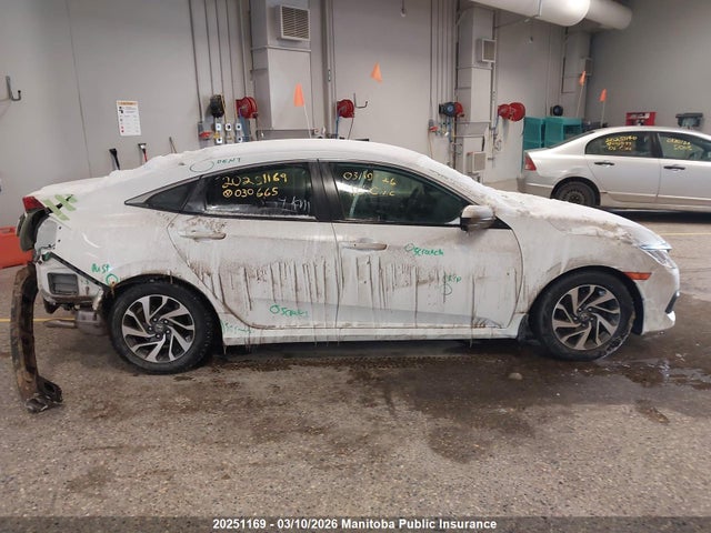 Продаж на аукціоні авто 2016 Honda Civic Ex, vin: 2HGFC2F71GH030665, номер лоту: 20251169