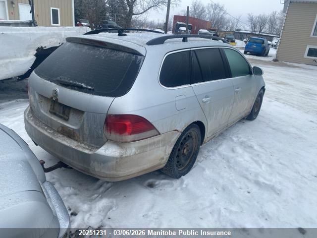 Aukcja sprzedaży 2010 Volkswagen Golf 2.0 Tdi, vin: 3VWKL7AJ6AM685732, numer aukcji: 20251231