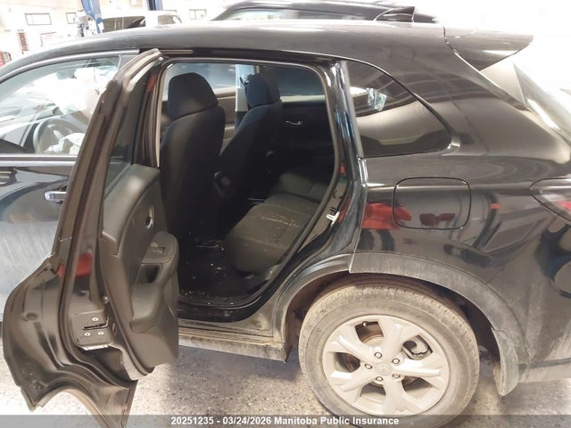 3CZRZ2H30SM108426 Honda HR-V LX