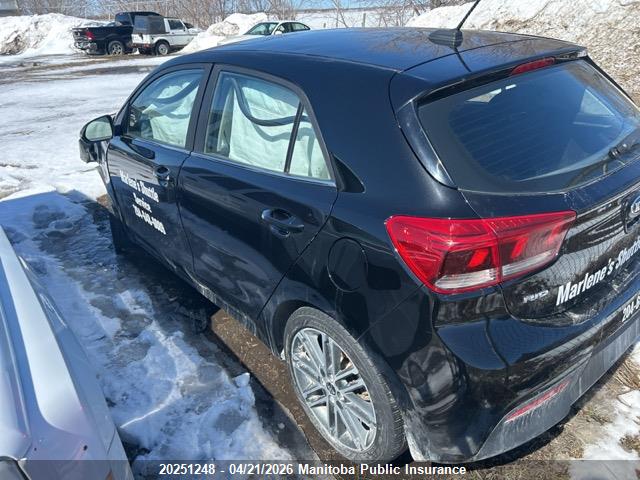 3KPA35AB4JE116853 KIA Rio5 Ex