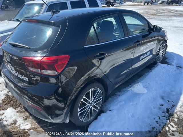 3KPA35AB4JE116853 KIA Rio5 Ex