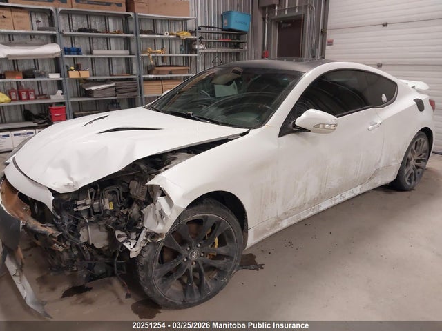 KMHHT6KJ1GU137482 Hyundai Genesis V6