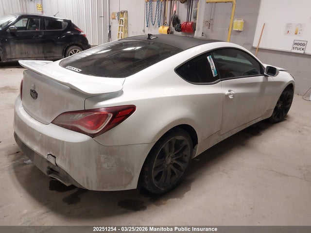 KMHHT6KJ1GU137482 Hyundai Genesis V6