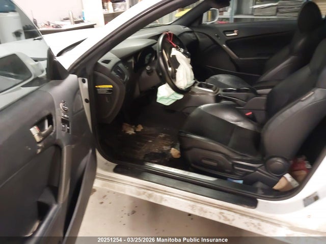 KMHHT6KJ1GU137482 Hyundai Genesis V6