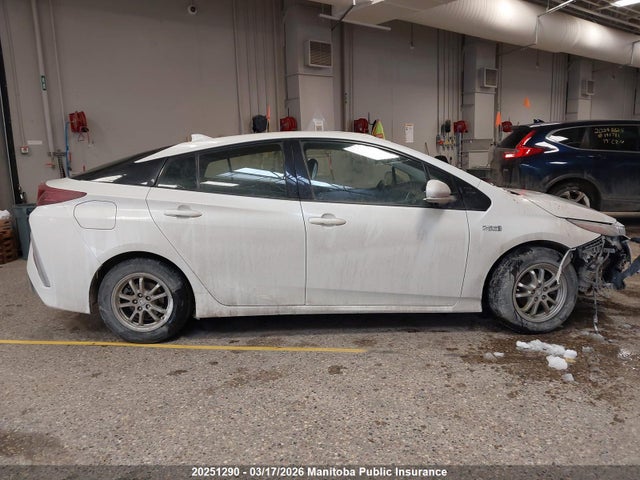 20251290 :رقم المزاد ، JTDKARFP3J3091439 vin ، 2018 Toyota Prius Prime مزاد بيع