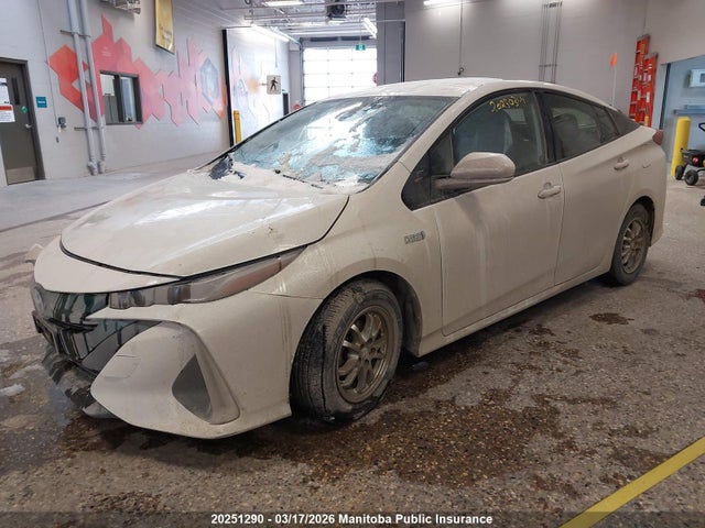 20251290 :رقم المزاد ، JTDKARFP3J3091439 vin ، 2018 Toyota Prius Prime مزاد بيع