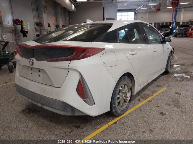 20251290 :رقم المزاد ، JTDKARFP3J3091439 vin ، 2018 Toyota Prius Prime مزاد بيع