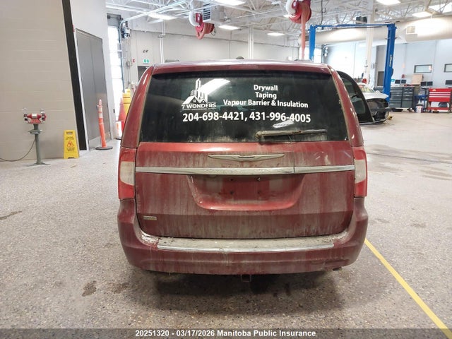 2C4RC1BG1GR126737 Chrysler Town &amp; Country Limited