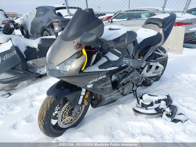 Продаж на аукціоні авто 2003 Honda Cbr954rr, vin: JH2SC502X3M100111, номер лоту: 20251354
