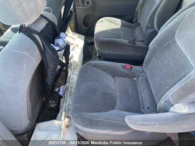 2005 Toyota Sienna Ce V6 მანქანა იყიდება აუქციონზე, vin: 5TDZA29C15S257072, აუქციონის ნომერი: 20251358