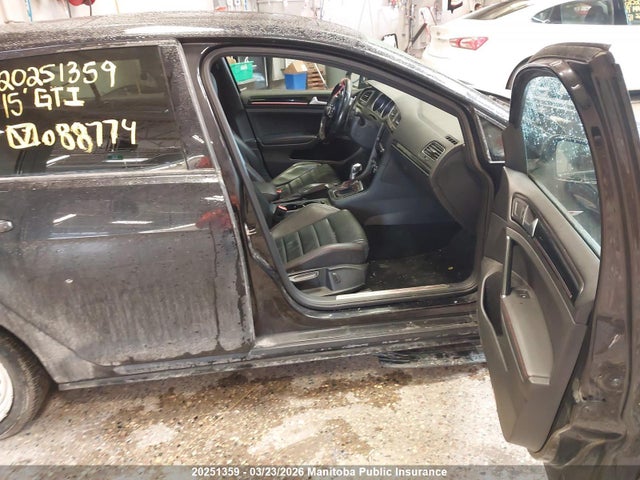 20251359 :رقم المزاد ، 3VW4T7AU3FM088774 vin ، 2015 Volkswagen Gti 2.0t مزاد بيع