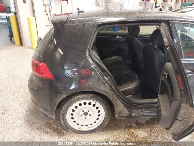 20251359 :رقم المزاد ، 3VW4T7AU3FM088774 vin ، 2015 Volkswagen Gti 2.0t مزاد بيع