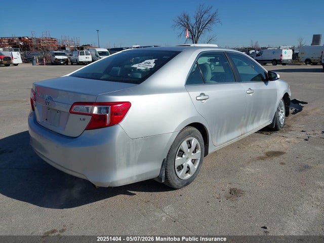 20251404 :رقم المزاد ، 4T1BF1FK7CU085949 vin ، 2012 Toyota Camry Le مزاد بيع