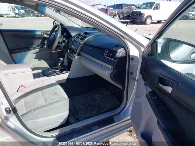20251404 :رقم المزاد ، 4T1BF1FK7CU085949 vin ، 2012 Toyota Camry Le مزاد بيع