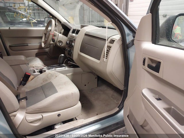 2008 Ford Escape Hybrid Hybrid მანქანა იყიდება აუქციონზე, vin: 1FMCU59H58KC05364, აუქციონის ნომერი: 20251438