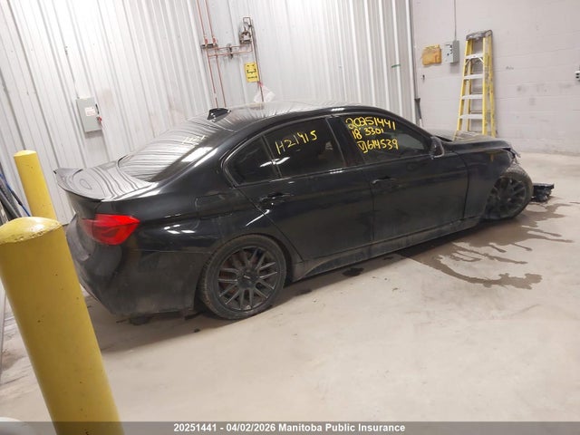 20251441 :رقم المزاد ، WBA8D9C59JA614539 vin ، 2018 Bmw 330i Xdrive مزاد بيع