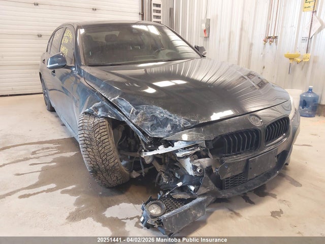 20251441 :رقم المزاد ، WBA8D9C59JA614539 vin ، 2018 Bmw 330i Xdrive مزاد بيع