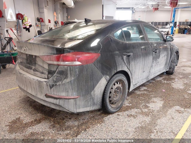 KMHD84LF4HU321251 Hyundai ELANTRA GL