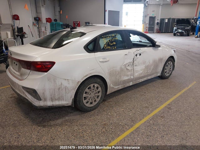20251479 :رقم المزاد ، 3KPF24AD2ME275394 vin ، 2021 Kia Forte Lx مزاد بيع
