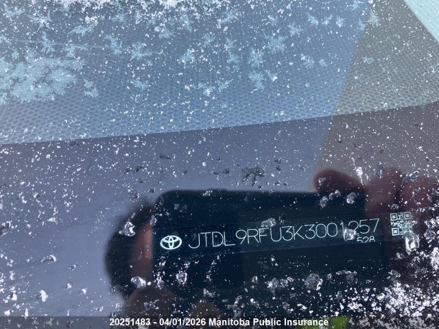 JTDL9RFU3K3001257 Toyota Prius Awd-e