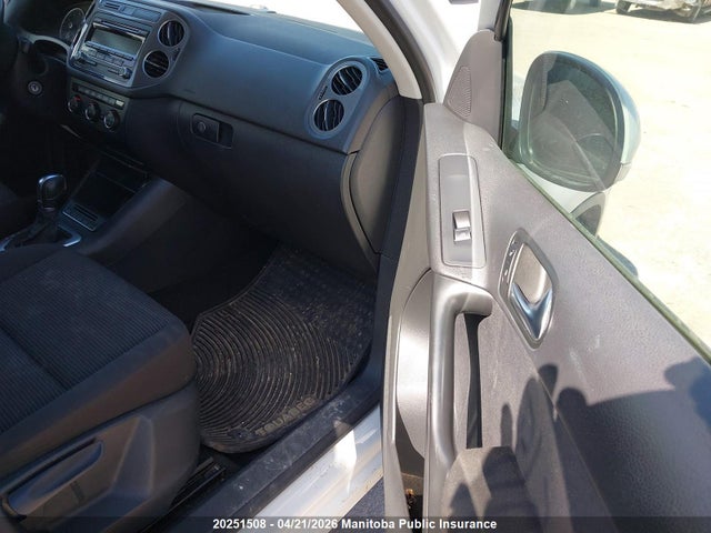 WVGJV7AX7FW524600 Volkswagen Tiguan 2.0 Tsi