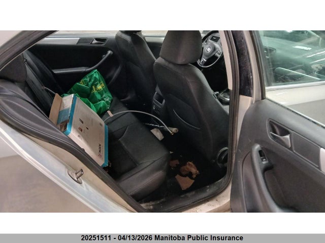 20251511 :رقم المزاد ، 3VWLL7AJ8BM084795 vin ، 2011 Volkswagen Jetta 2.0 Tdi مزاد بيع