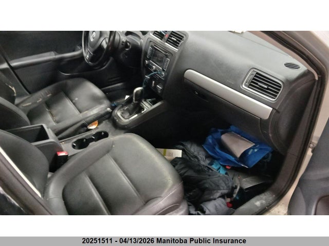 20251511 :رقم المزاد ، 3VWLL7AJ8BM084795 vin ، 2011 Volkswagen Jetta 2.0 Tdi مزاد بيع