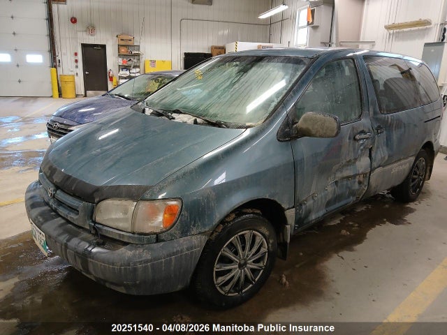 20251540 :رقم المزاد ، 4T3ZF19C4YU297158 vin ، 2000 Toyota Sienna Ce V6 مزاد بيع