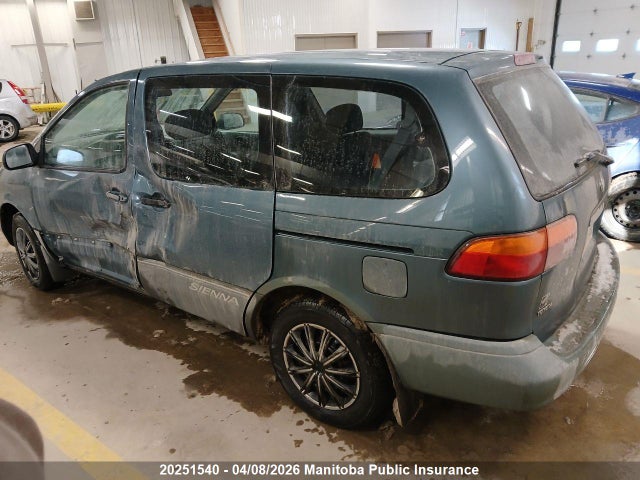 20251540 :رقم المزاد ، 4T3ZF19C4YU297158 vin ، 2000 Toyota Sienna Ce V6 مزاد بيع