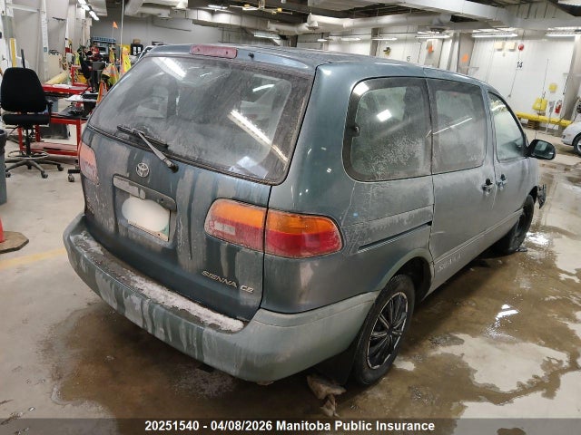 20251540 :رقم المزاد ، 4T3ZF19C4YU297158 vin ، 2000 Toyota Sienna Ce V6 مزاد بيع